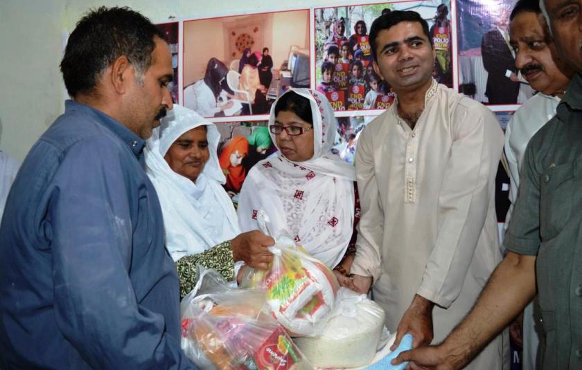 Slideshow: Assisting Rural Women in Mangla, Pakistan