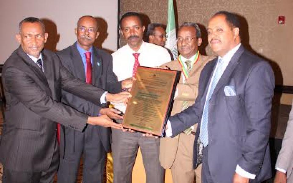 Mussiw award Oct.jpg