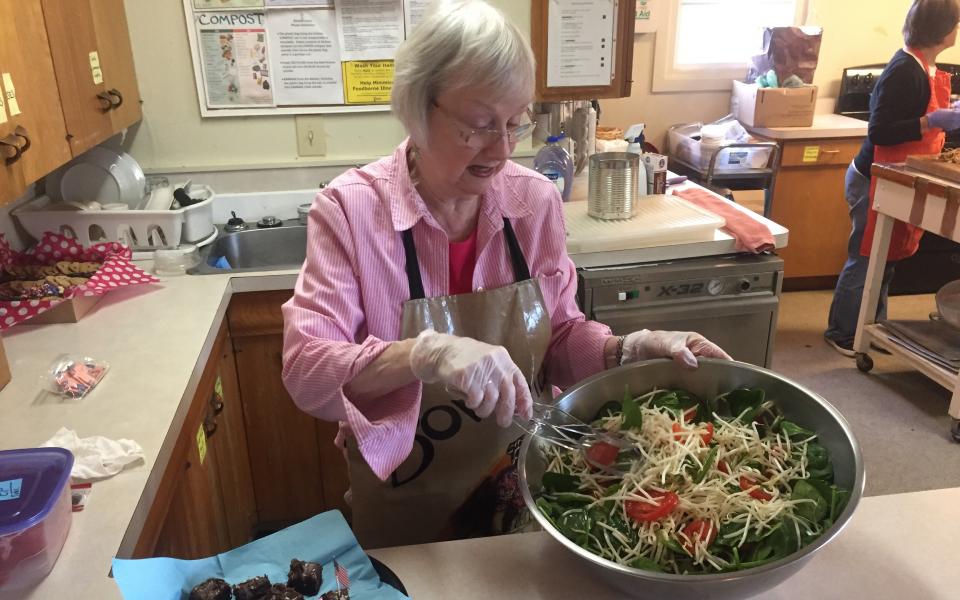 Volunteer prepares a Super Supper