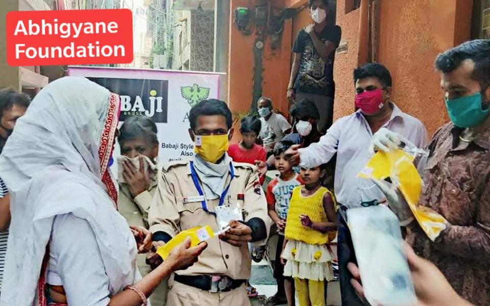 Giving the Gift of Face Masks to Police and Others in India